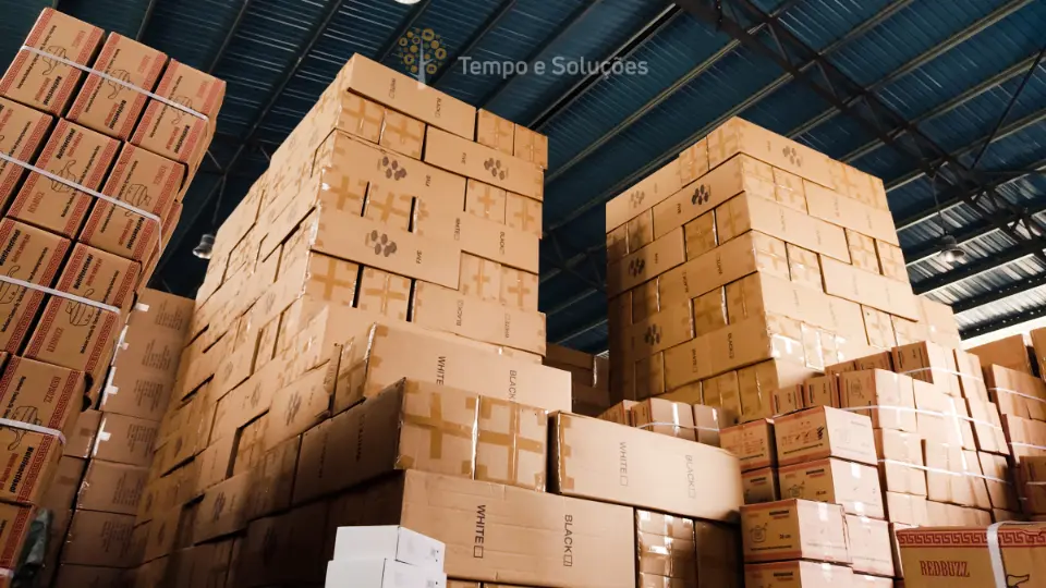 caixas de papelão para embarques e embalagens